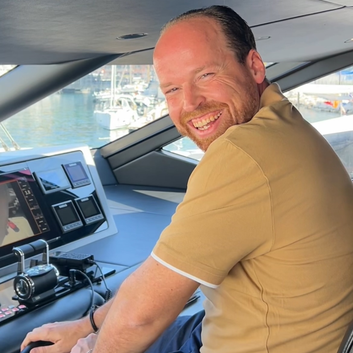 Two Star Cooking Chef @tristanbrandt as the captain 🧑‍✈️ #luxuryyachtdining #chef #meros #food #foodporn #lifestyle #luxury #design #style #cool #schmackofatzo